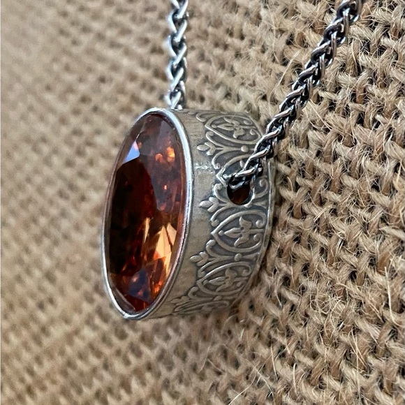 Silpada retired sterling silver 925 faceted oval champagne CZ necklace - Picture 3 of 9